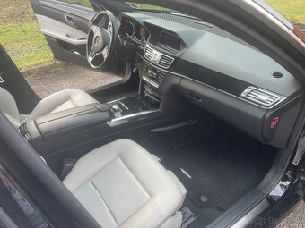 Mercedes Benz E220 - 7
