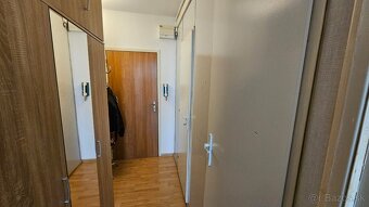 VIVAREAL PRENÁJOM Garzónka s balkónom, zariadená, vyhľadáv - 7