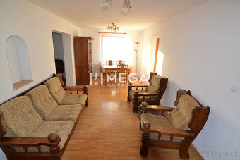 Na prenájom priestranný rodinný dom v obci Modra nad Cirocho - 7