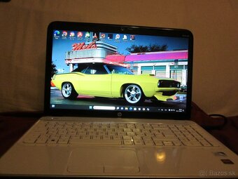 HP 15,6,256 GB SSD,8 GB ram,AMD 7600M,W11PRO - 7