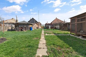 Predaj priestranného pozemku v Hruboňove – ideálne miesto pr - 7