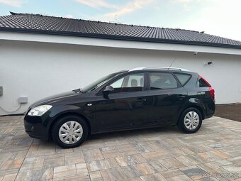 Predáme rodinné a spoľahlivé auto Kia Ceed SW 1,4- 77,2 kW - 7