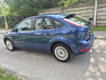 Predám Ford Focus Hatchback Faclieft 2.0 TDCI 100kw M6 - 7
