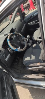 Rozpredám Opel Zafira 1.9cdti 88kw 2007 - 7