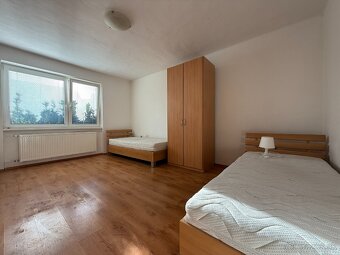 PREDAJ - RODINNÝ DOM - ZLATÉ MORAVCE - 7