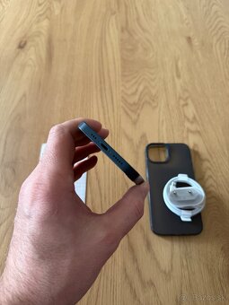 iPhone 14 256 gb Midnight v záruke + príslušenstvo - 7