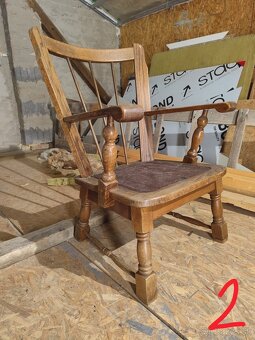 Sedačka+rôzne stoličky - 7