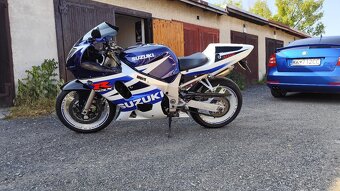 SUZUKI GSX-R 600 K3 r.v.2003 - 7