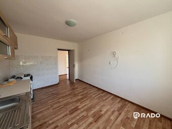 RADO | 6-izbový rodinný dom, pozemok 516m2, garáž 20 m2 | H - 7