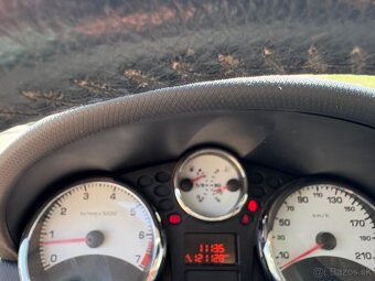 Peugeot 207 1,4i - 7