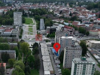 Na predaj: budovu/pozemok v centre, Námestie Slobody, B. Bys - 7