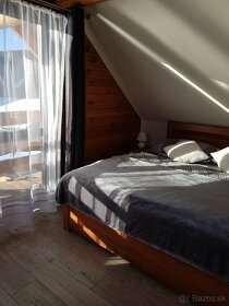 Drevenica MARKA úplne na brehu Liptovskej Mary - 7