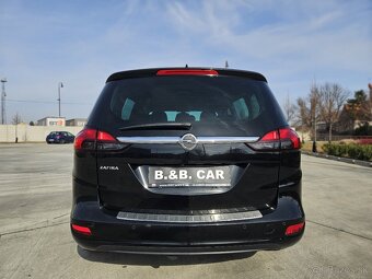 Opel Zafira Tourer / 1.6 CDTI, 7-miestne - 7