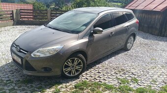 Ford FOCUS - 7