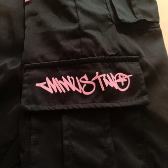 Minus Two čierne padákové nohavice baggy široké cargo pants - 7