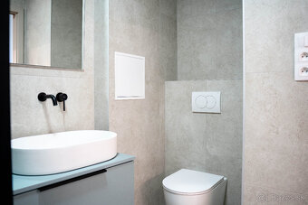 Kompletne zrekonštruovaný 3 izb. v tichej lokalite - 7