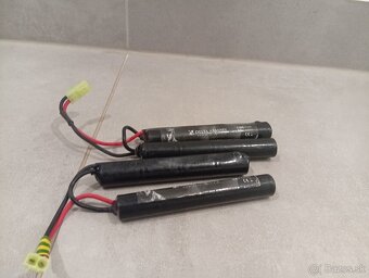 Predám airsoftku M4 AR15 - 7