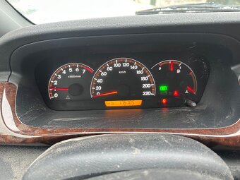 Honda FR V 2.0i 110kw - 7