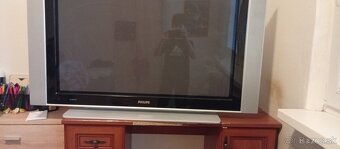 PS4 + TV Philips – komplet set na hranie - 7