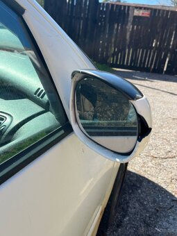 Predám Peugeot 206 - 7