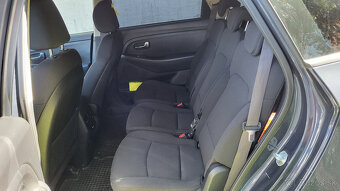 Kia Carens, 1,7 CRDi 85kW/115k - 7