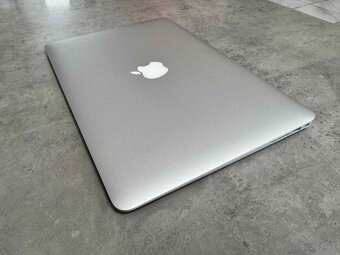 Apple MacBook Air 2015 - 7