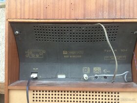 Staré radio - 7