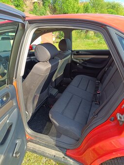 Audi A4 B5 1.6 benzín - 7