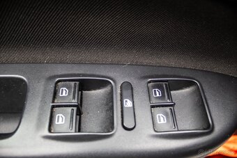 Škoda Octavia 1.6 MPI Ambiente, 75 kW, M5 - 7