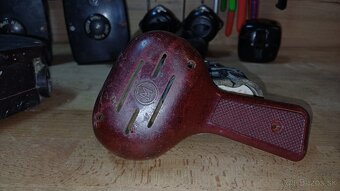 Staré bakelitove elertro veci. - 7