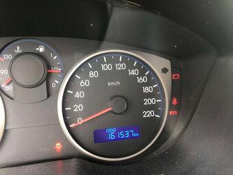 Predám Hyundai i20 1.2 r.v. 2010 - 7