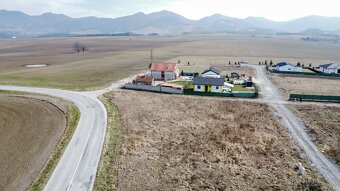 Stavebný pozemok o rozlohe 600m2 v novej štvrti - Turčiansky - 7
