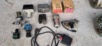 Kompresory Orlík, 70l. a 100l. nádrže, elektromotory. - 7