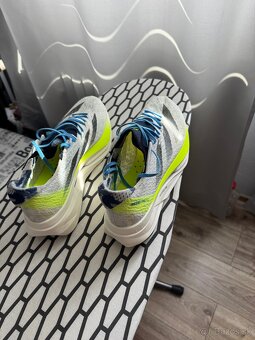 bežecké tenisky alphafly 3 a Adidas adizero Prime X 2 Strung - 7