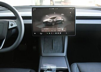 Tesla Model 3 LONG RANGE AWD FACELIFT 1M 366 kw - 7