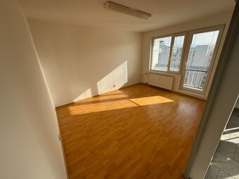 Inzerát Prenajmem 1-izbovy byt Stred - Povazska Bystrica - 7