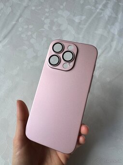 Kryt iPhone 15 Pro - 7