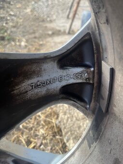 Elektróny s pneu - 7