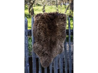 Ovčia kožušina – teplo, luxus a štýl pre váš domov - 7