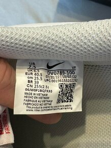 Nike Air Force 1 07 LV8, čisto nové, veľkosť EU 40,5 - 7