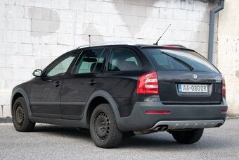 Škoda Octavia Combi 2.0 TDI 4x4 Scout - 7