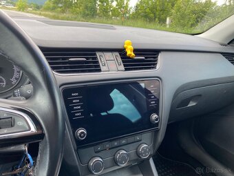 Predam škoda octavia 3 facelift 2,0tdi dsg - 7