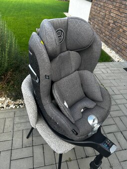 Cybex Sirona Z2 i-Size otočná autosedačka 360° - 7
