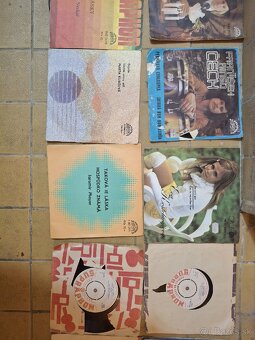 Staré single Gott - 7