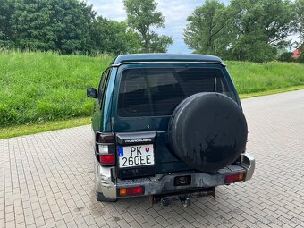 Mitsubishi Pajero Wagon 2.5Td 4x4 - 7
