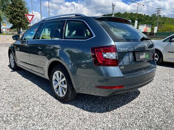 Škoda Octavia Combi 2.0 TDI Style DSG - 7