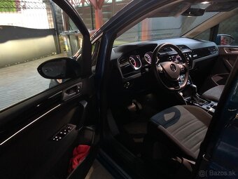 Predám VW Touran 2,0 TDi, automat - 7
