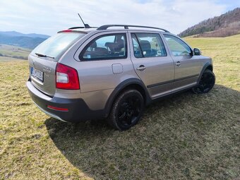 Predám ŠKODA OCTAVIA 2 SCOUT 1.8 TSI - 7
