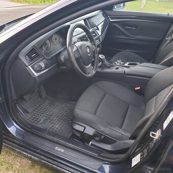 BMW 520 - 7