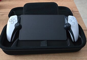 Playstation Dualsense a Playstation Portal - 7